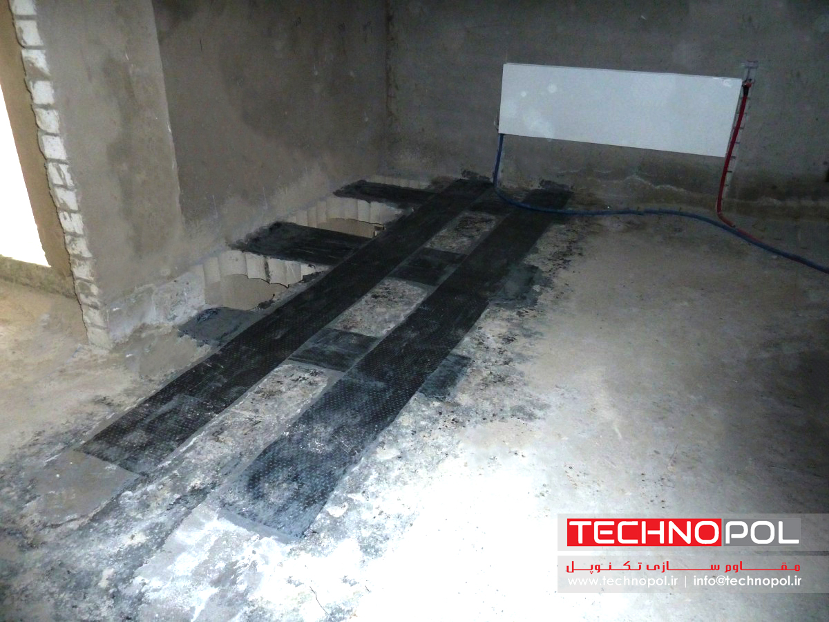 تقویت دال بتنی دارای باز شو با استفاده از الیاف کربن