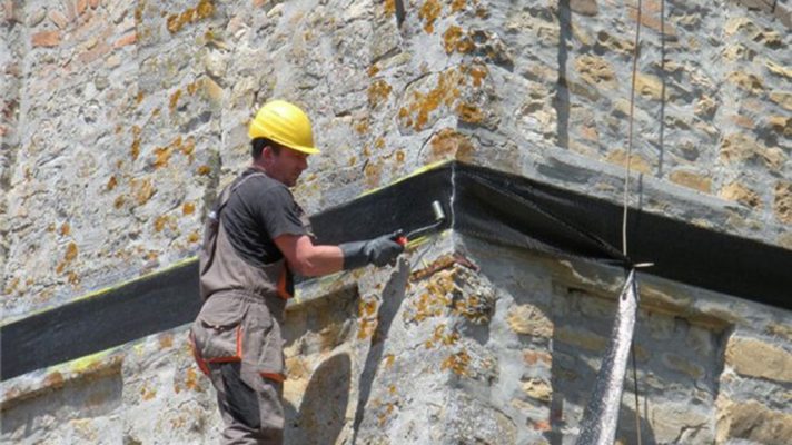 تقویت بناهای تاریخی