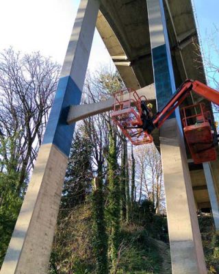 مقاوم سازی پایه پل با الیاف FRP و ژاکت بتنی