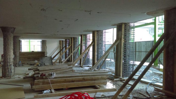 مقاوم سازی ستون ها با ژاکت بتنی و افزودن دیوار برشی