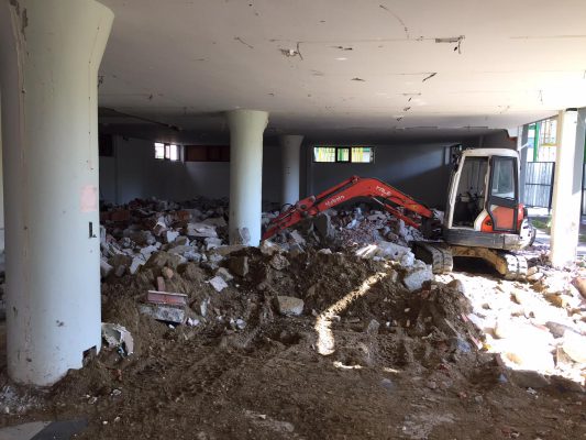 مقاوم سازی ستون ها با ژاکت بتنی و افزودن دیوار برشی