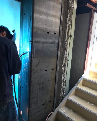 مقاوم سازی ستون ساختمان اداری با ژاکت بتنی