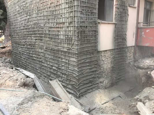 مقاوم سازی نمای خارجی ساختمان مسکونی با شاتکریت