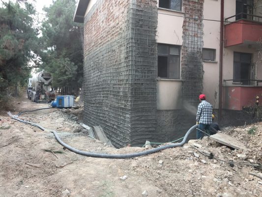 مقاوم سازی نمای خارجی ساختمان مسکونی با شاتکریت