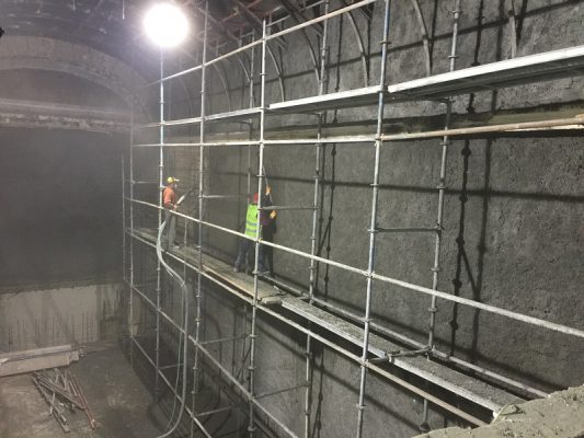 مقاوم سازی دیوار داخلی تونل با شاتکریت