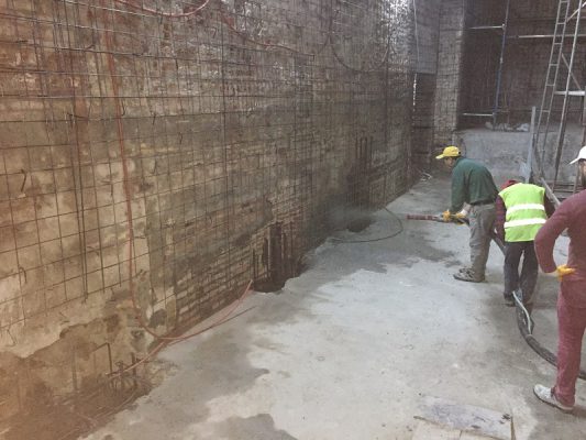 مقاوم سازی دیوار داخلی تونل با شاتکریت