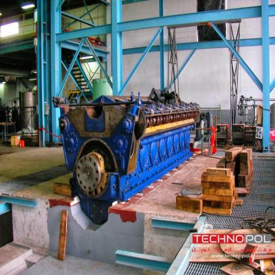 نصب تجهیزات ماشین آلات با استفاده از گروت- شرکت مقاوم سازی تکنوپل