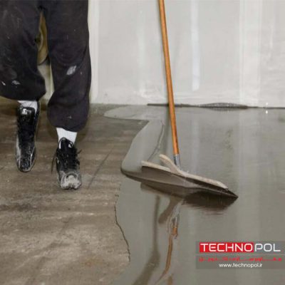 ریختن ملات خود تراز شونده